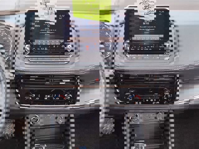 Used 2022 Nissan Rogue SV image 21