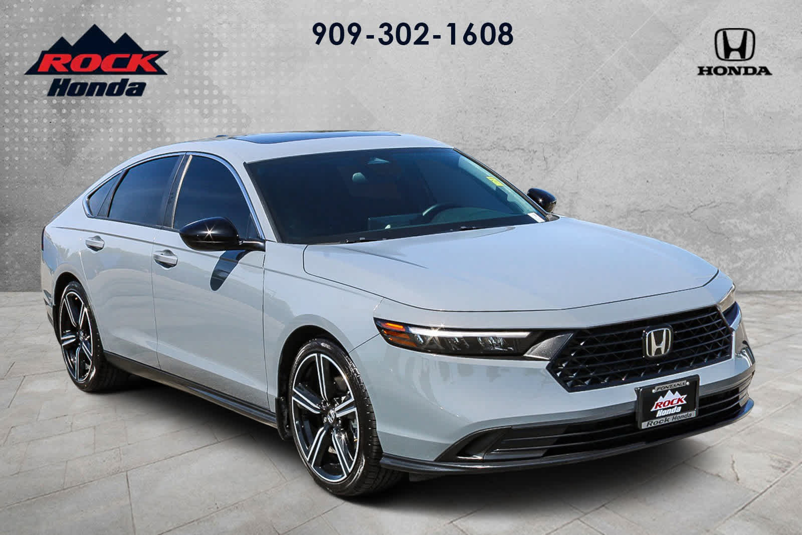 Used 2023 Honda Accord Sport image 3