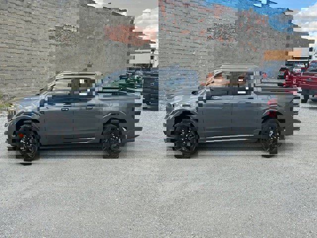 New 2025 Ford Maverick Lobo image 2