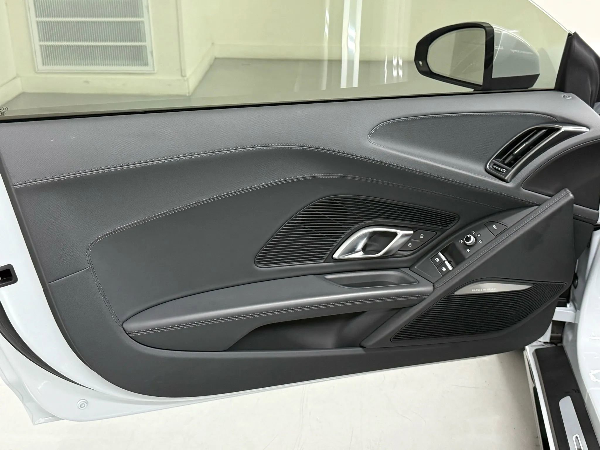 Used 2022 Audi R8 V10 performance image 15