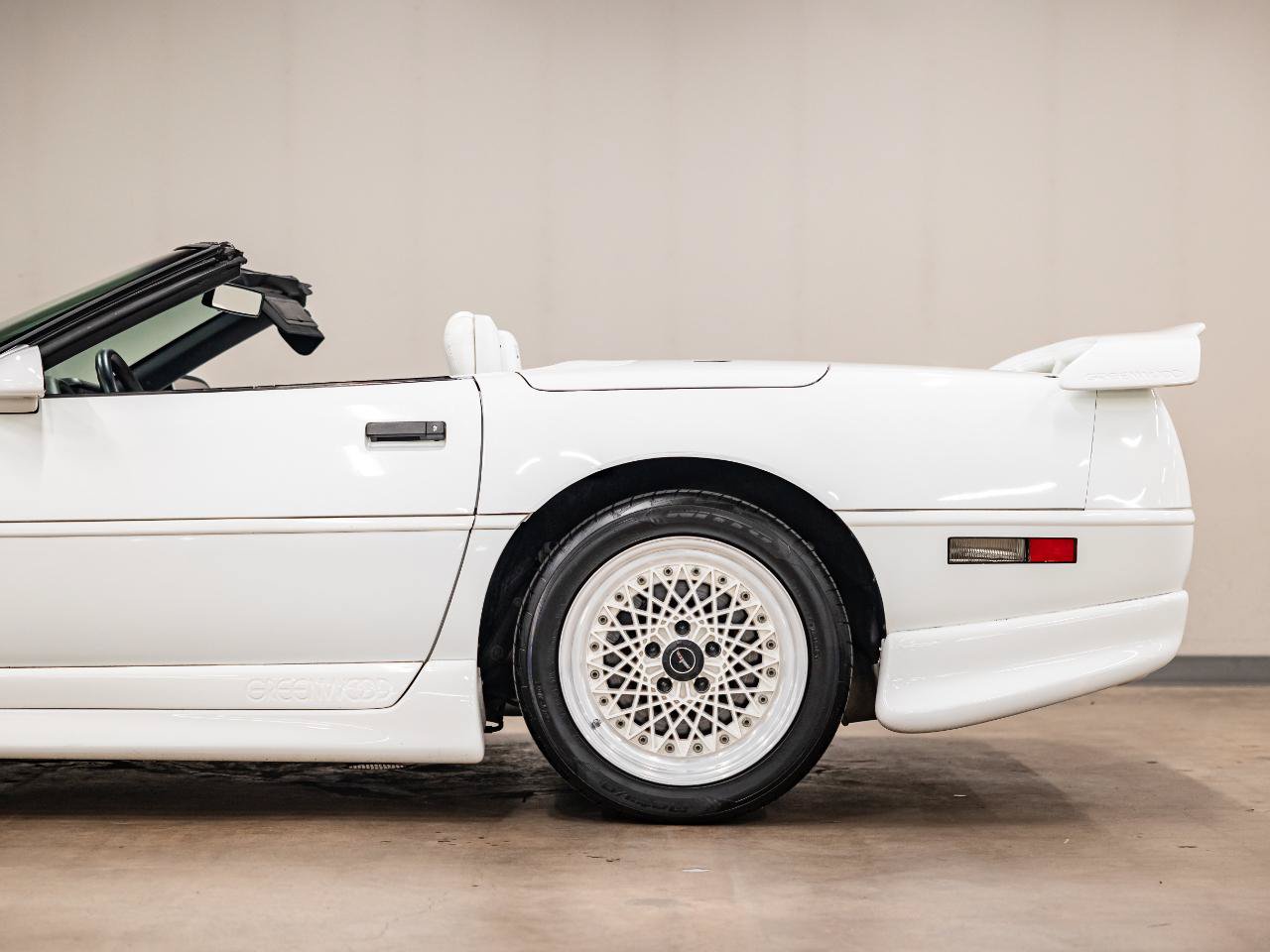 Used 1992 Chevrolet Corvette Convertible RWD image 26