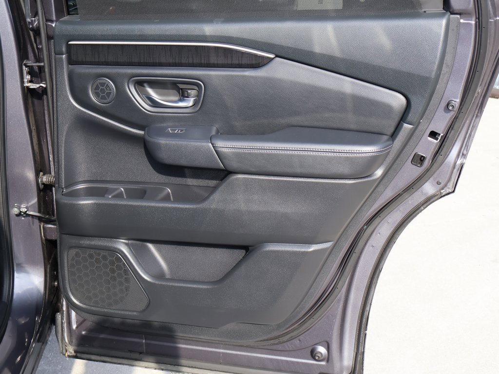 Used 2023 Honda Pilot Elite image 14