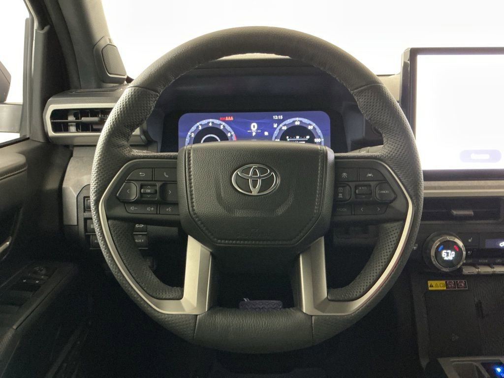 Used 2025 Toyota Tacoma 4x4 Double Cab Hybrid image 16