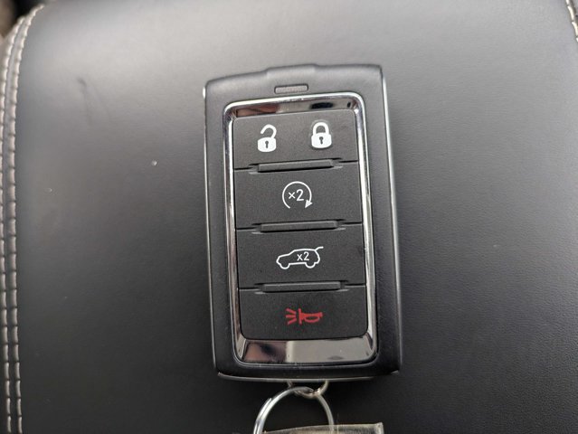 Certified 2025 Jeep Grand Cherokee L Overland AWD/4WD image 33