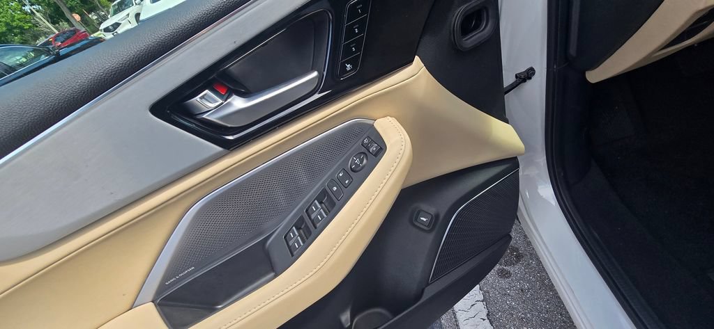 New 2026 Acura MDX w/ Technology Package FWD image 17