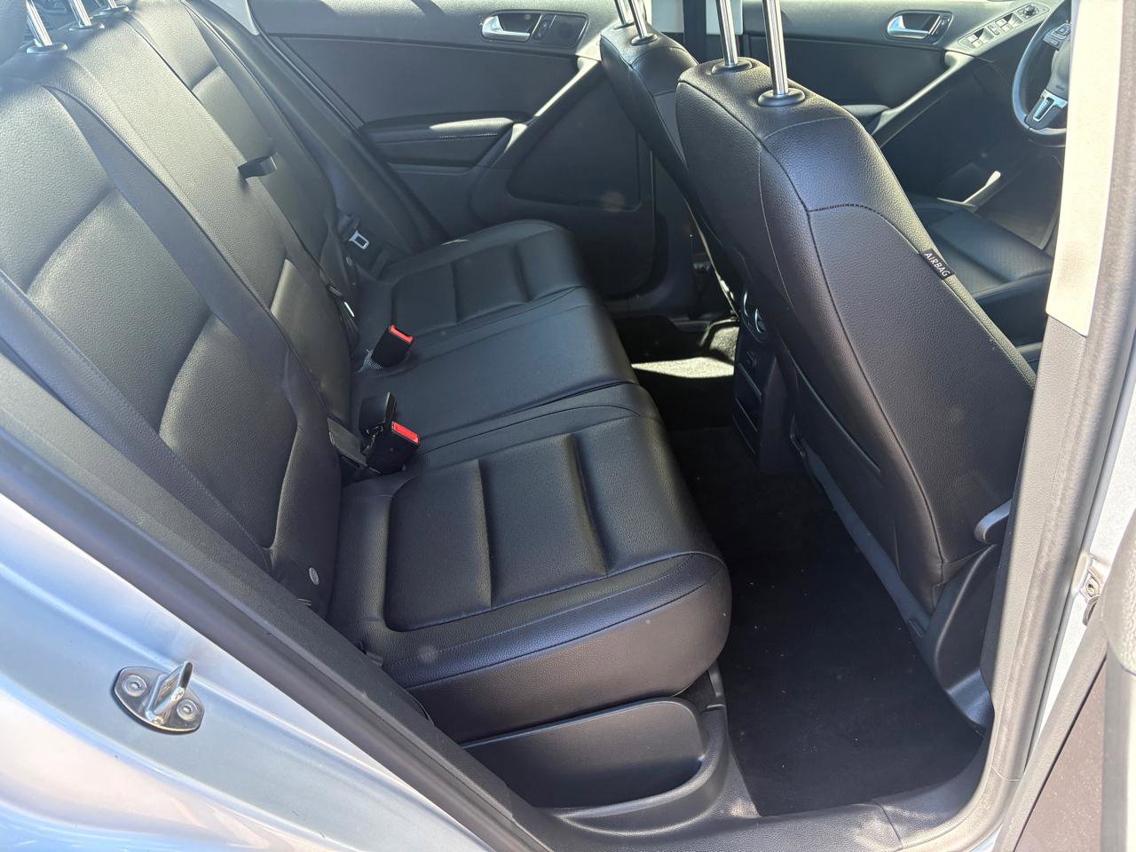 Used 2017 Volkswagen Tiguan S AWD/4WD image 12