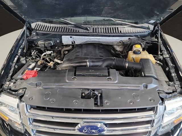 Used 2017 Ford Expedition EL Limited w/ Equipment Group 301A AWD/4WD image 34