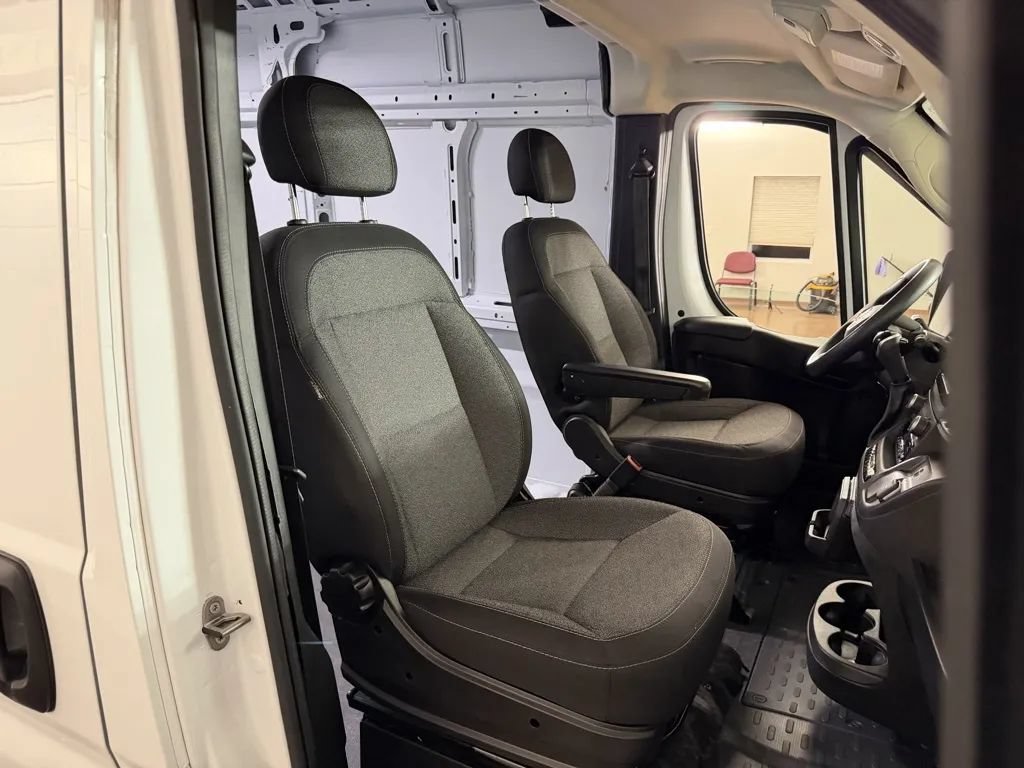 Used 2023 RAM ProMaster 2500 FWD image 29