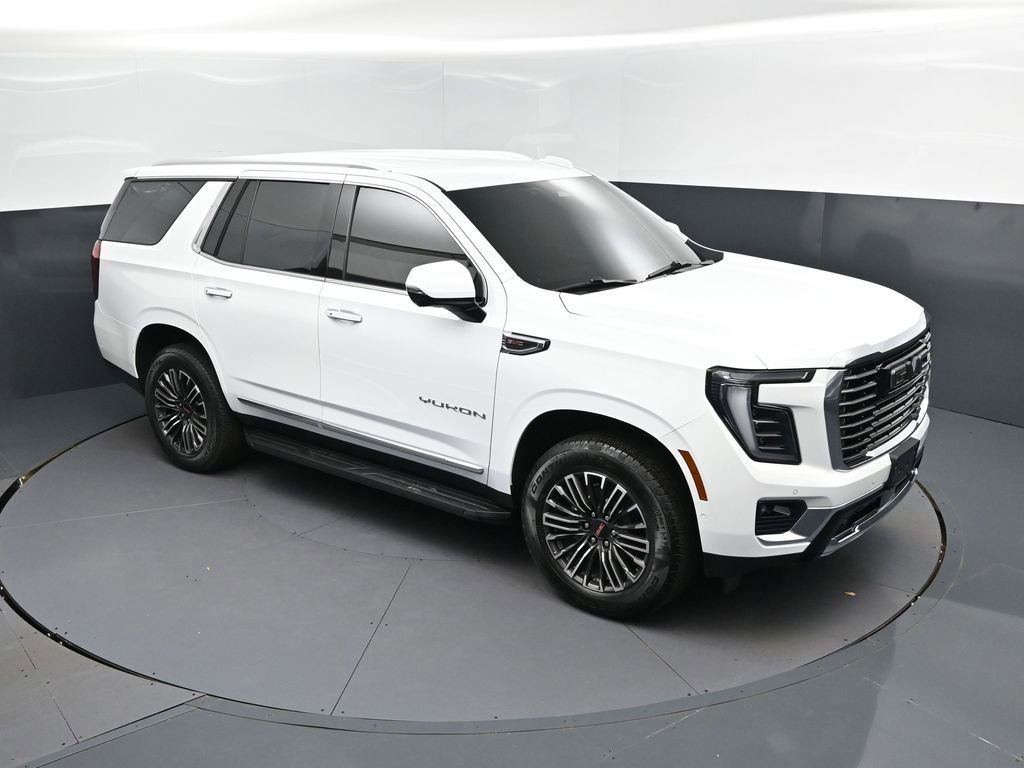 Used 2025 GMC Yukon Elevation w/ LPO, Elevation Black Package AWD/4WD image 38