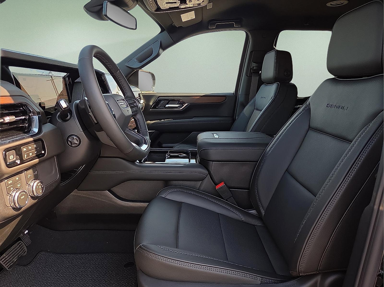 New 2026 GMC Yukon Denali AWD/4WD image 17