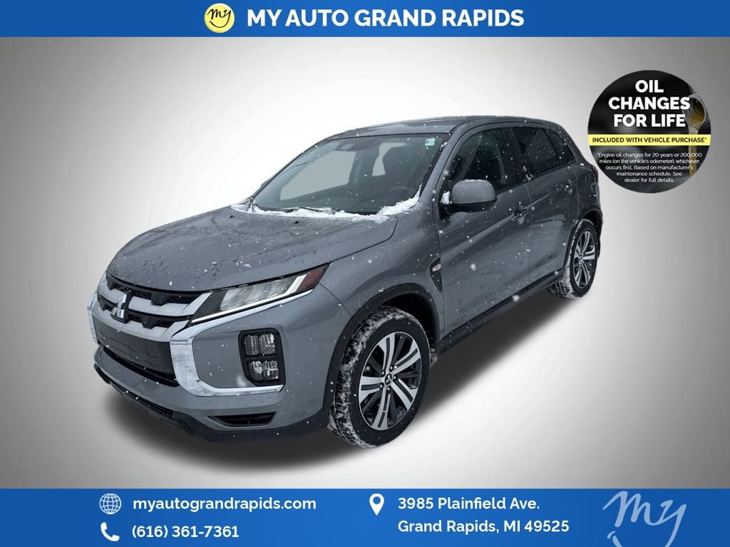 Used 2025 Mitsubishi Outlander Sport ES image 3
