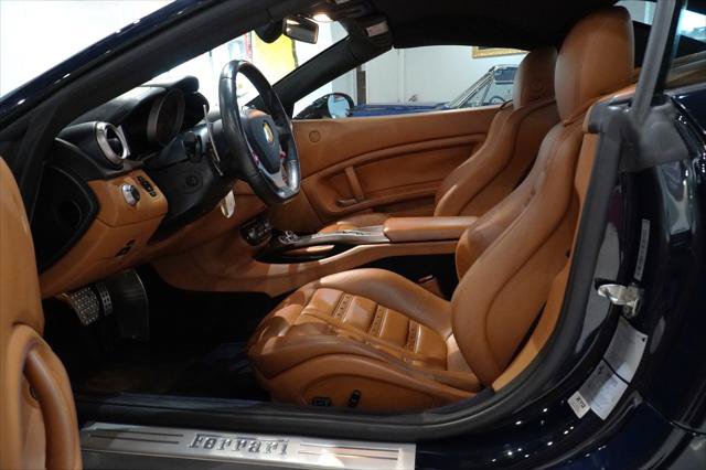 Used 2012 Ferrari California RWD image 27