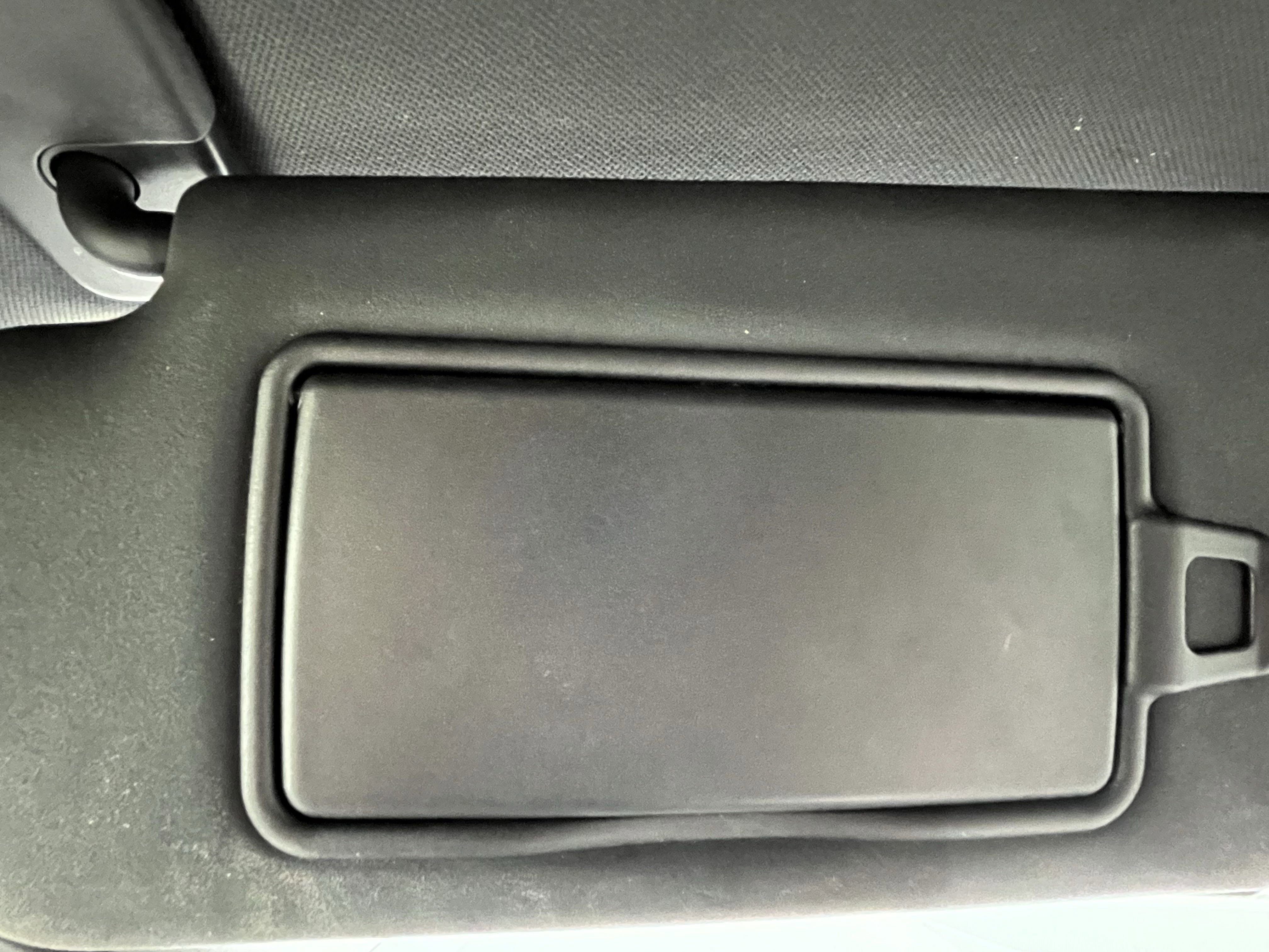 Certified 2023 Land Rover Range Rover Velar R-Dynamic S image 59