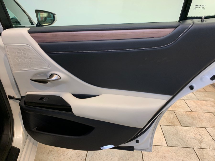Used 2023 Lexus ES 350 w/ Premium Package FWD image 50