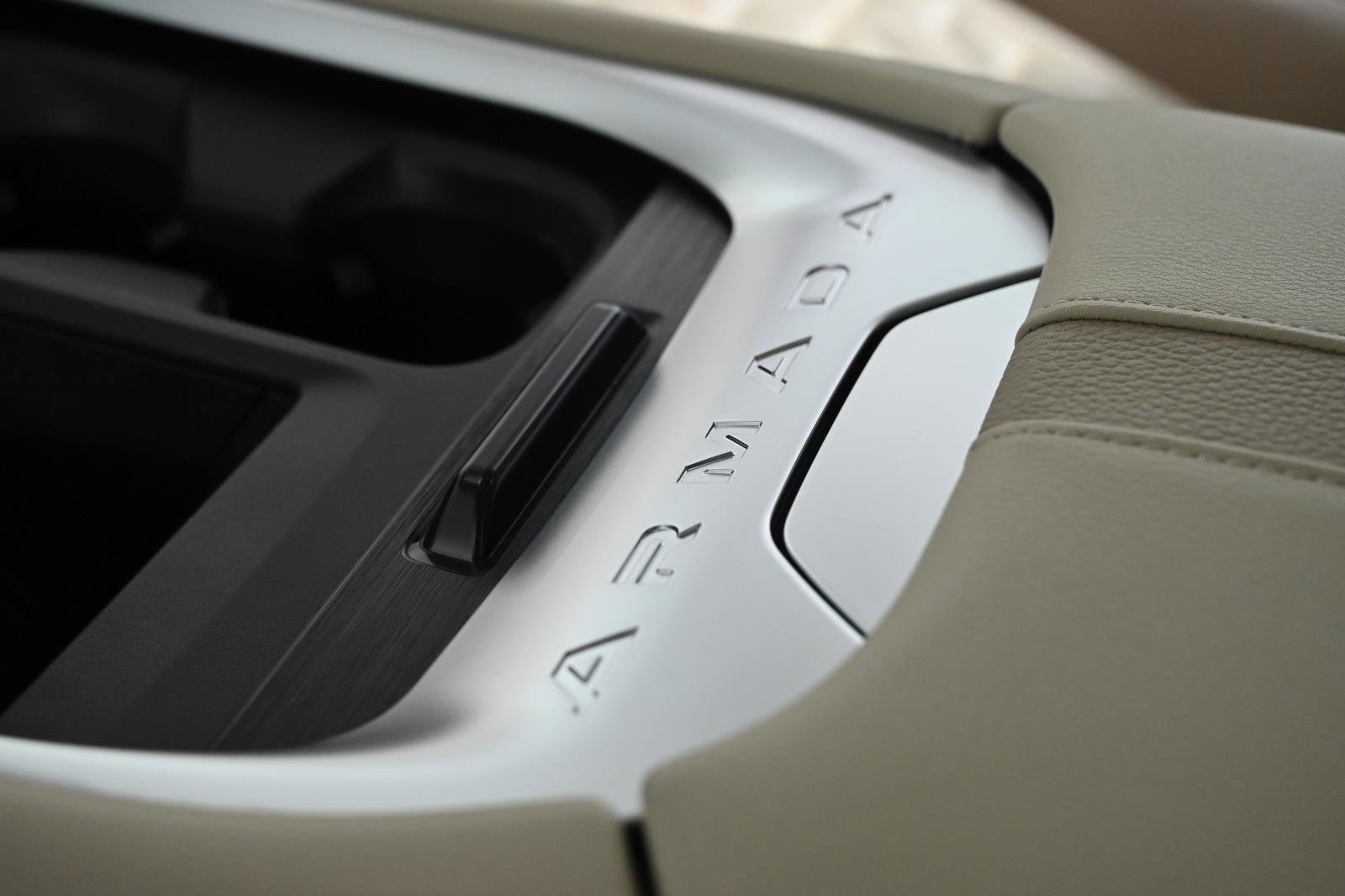 Used 2025 Nissan Armada Platinum image 21