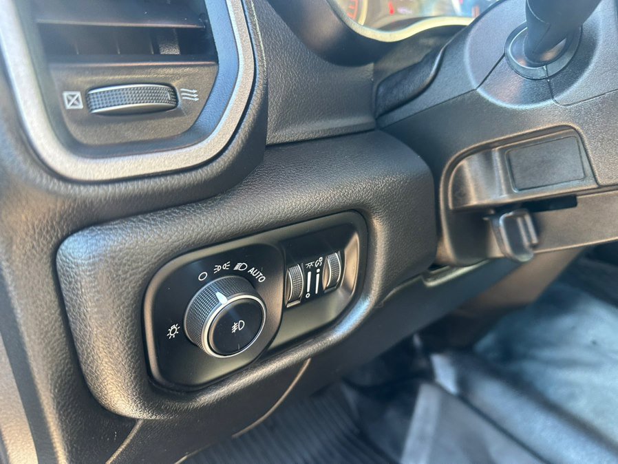 Used 2020 RAM 3500 Tradesman image 17