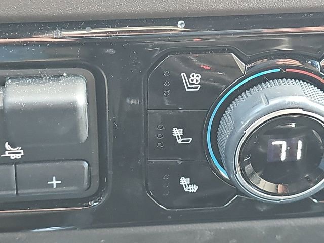 Used 2024 Chevrolet Silverado 1500 LTZ w/ LTZ Convenience Package II image 44