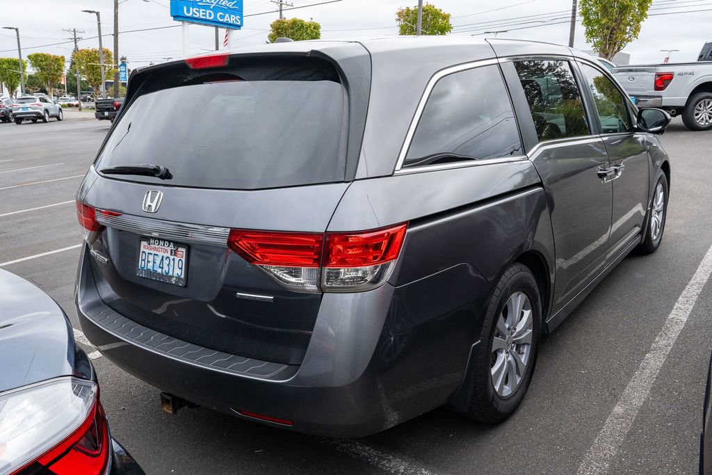 Used 2016 Honda Odyssey SE image 4