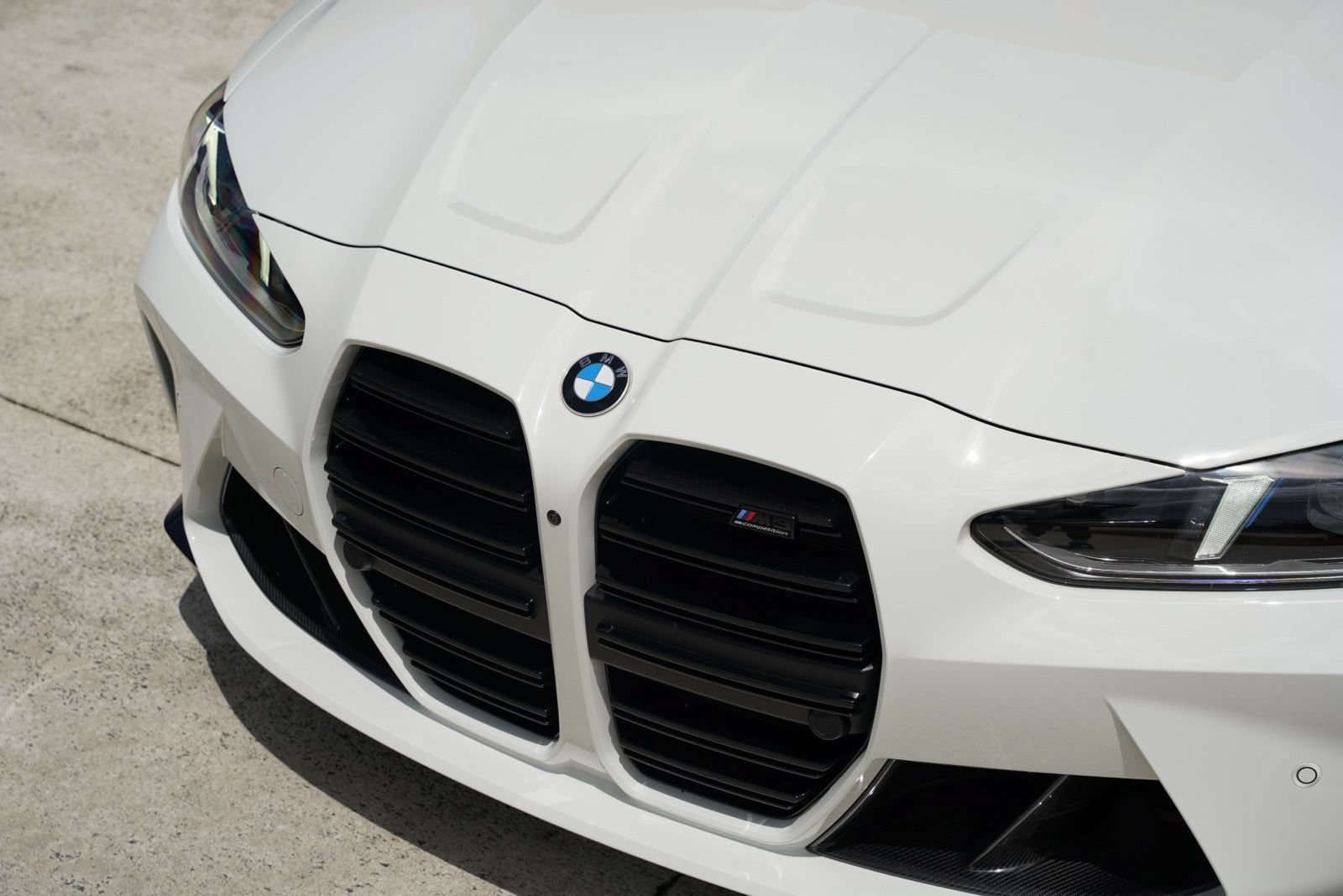 Used 2025 BMW M3 Competition w/ M Carbon Exterior Package AWD/4WD image 6