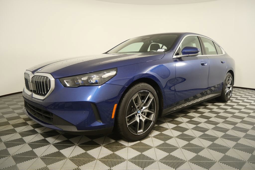 Certified 2026 BMW 530i image 7