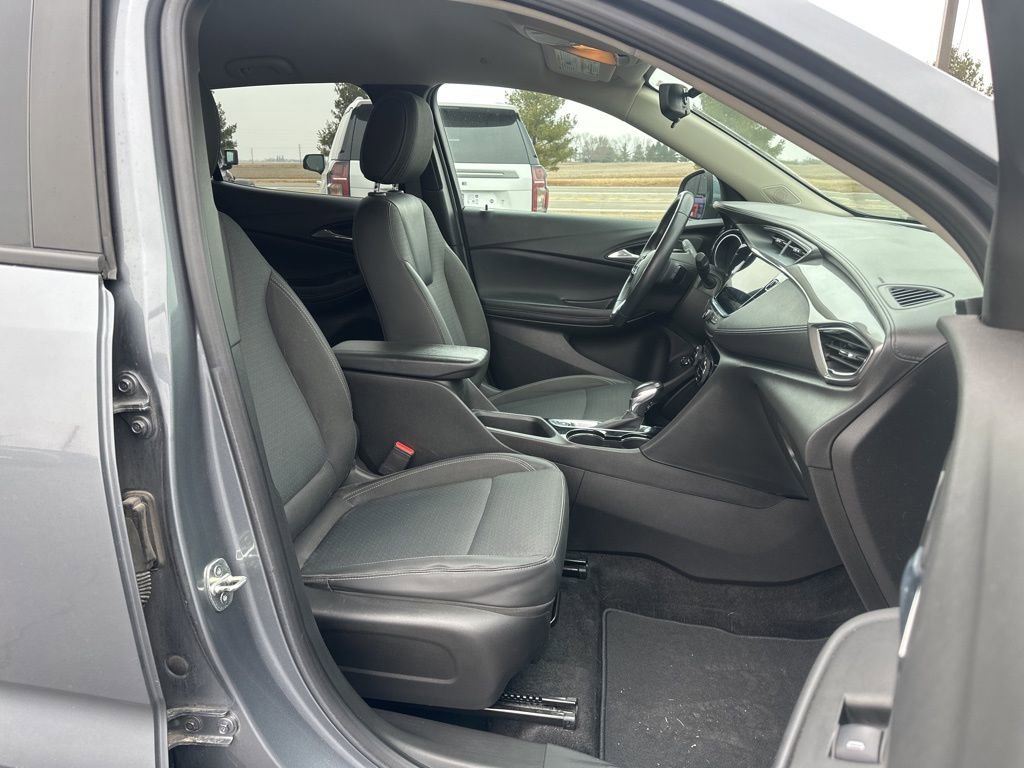 Used 2021 Buick Encore GX Select w/ Sport Touring Package image 26