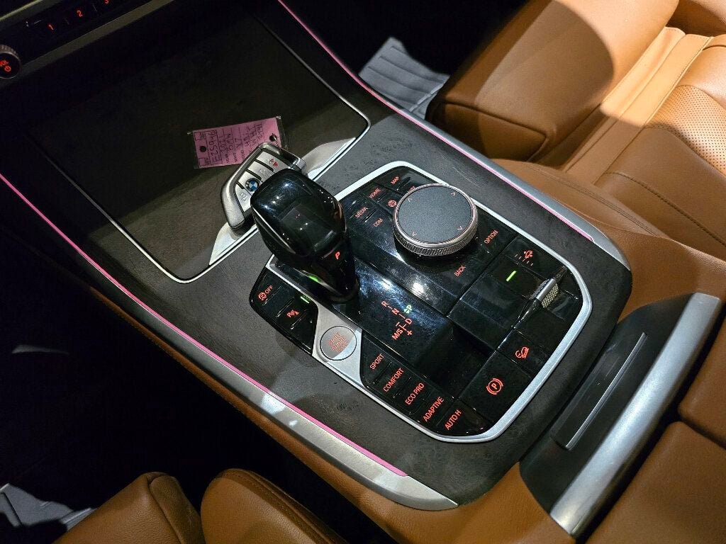 Used 2021 BMW X7 xDrive40i w/ Premium Package AWD/4WD image 13