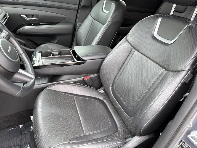 Certified 2025 Hyundai Tucson Limited AWD/4WD image 36