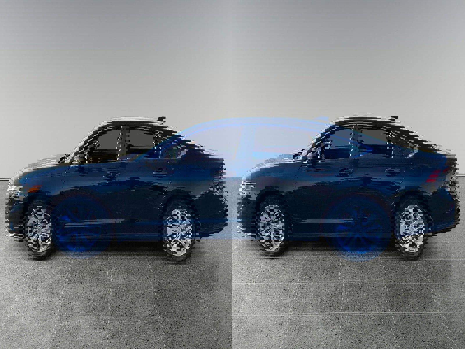 Used 2025 Honda Accord LX image 2