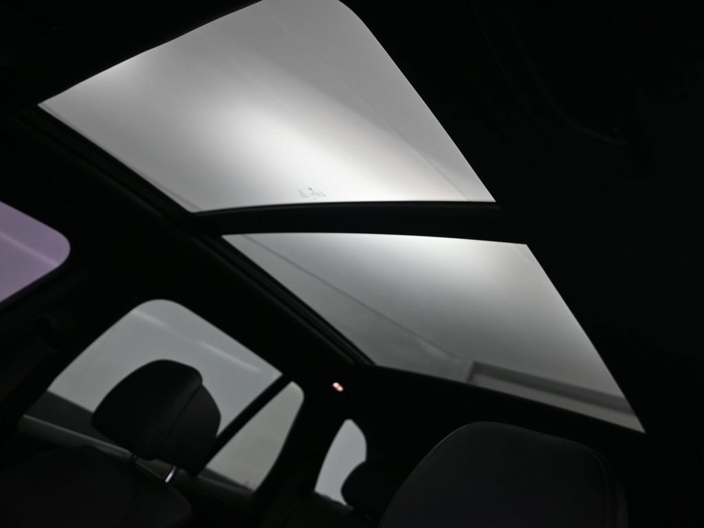 Used 2020 BMW X5 xDrive40i w/ Premium Package image 27