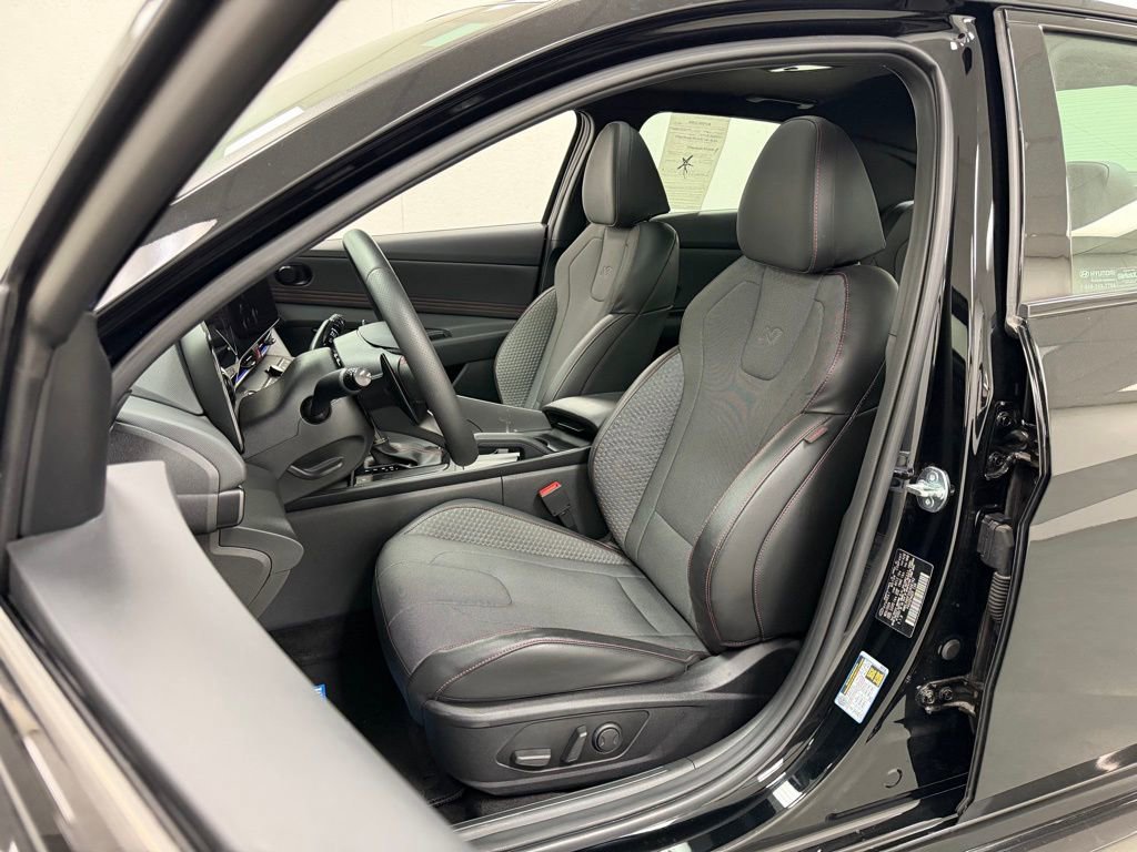 Used 2025 Hyundai Elantra N Line image 17