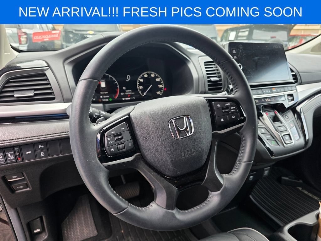 Used 2026 Honda Odyssey Touring image 7
