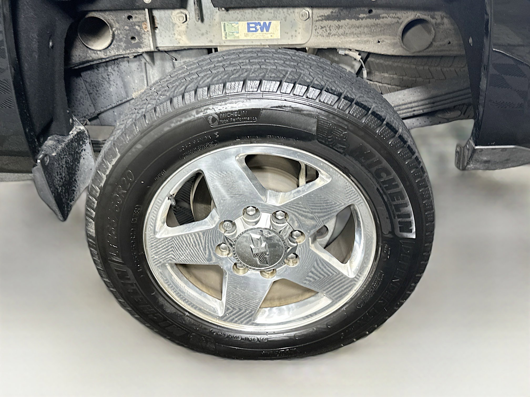 Used 2015 Chevrolet Silverado 2500 High Country w/ Duramax Plus Package AWD/4WD image 11