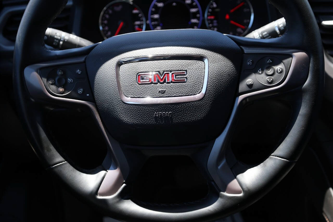 Used 2023 GMC Acadia AT4 w/ Technology Package AWD/4WD image 19