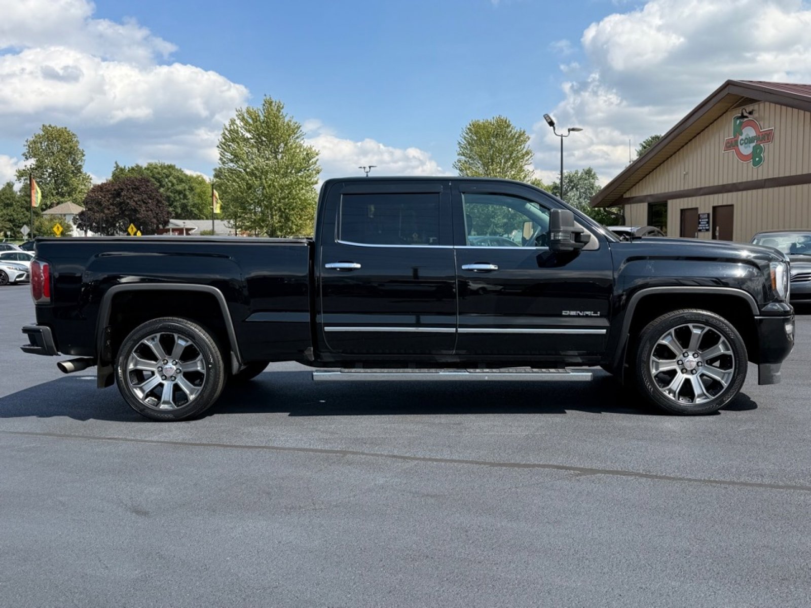 Used 2018 GMC Sierra 1500 Denali image 9