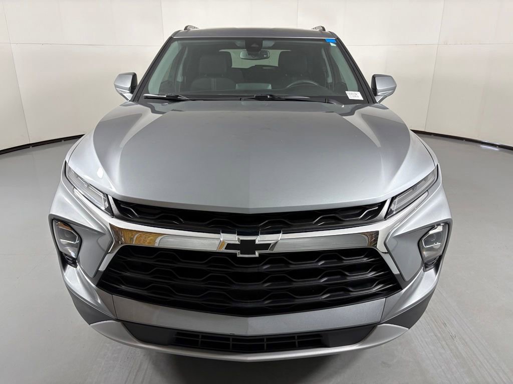 Used 2024 Chevrolet Blazer LT w/ Convenience Package FWD image 4