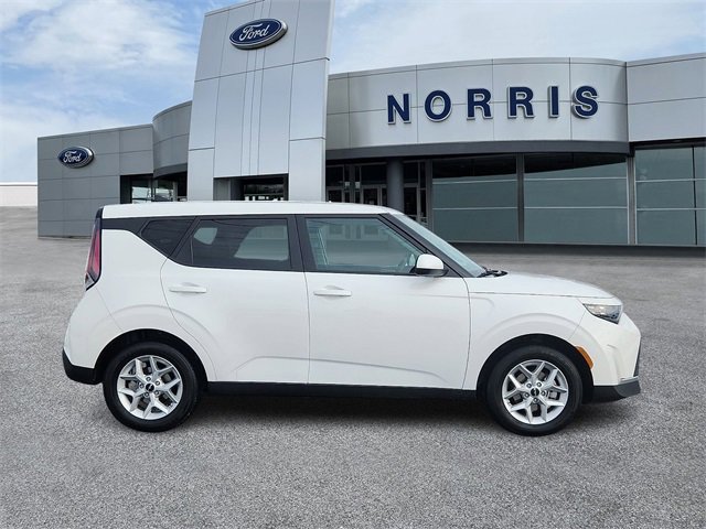 Used 2024 Kia Soul LX w/ Option Group 015 image 5