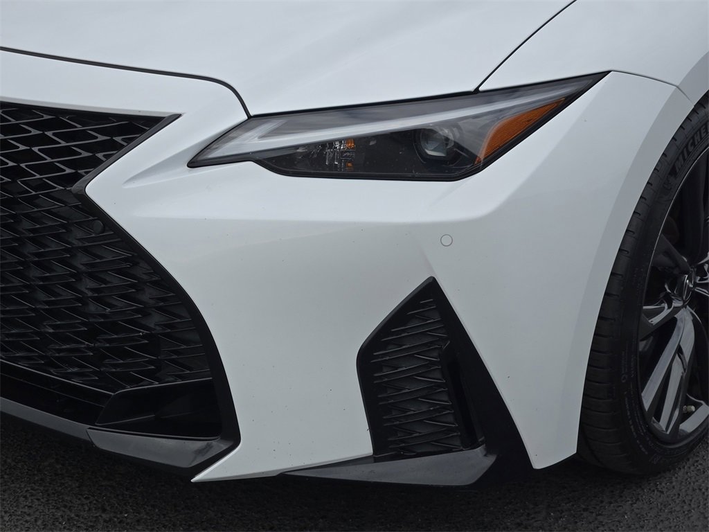 Used 2022 Lexus IS 350 F Sport image 10