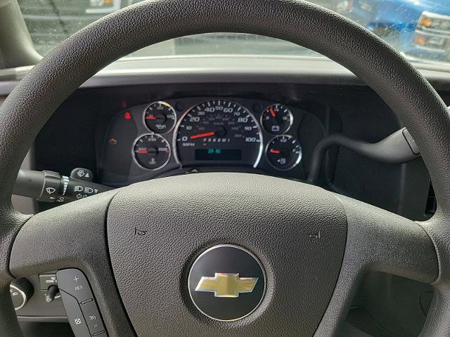 New 2025 Chevrolet Express 2500 w/ Driver Convenience Package RWD image 19