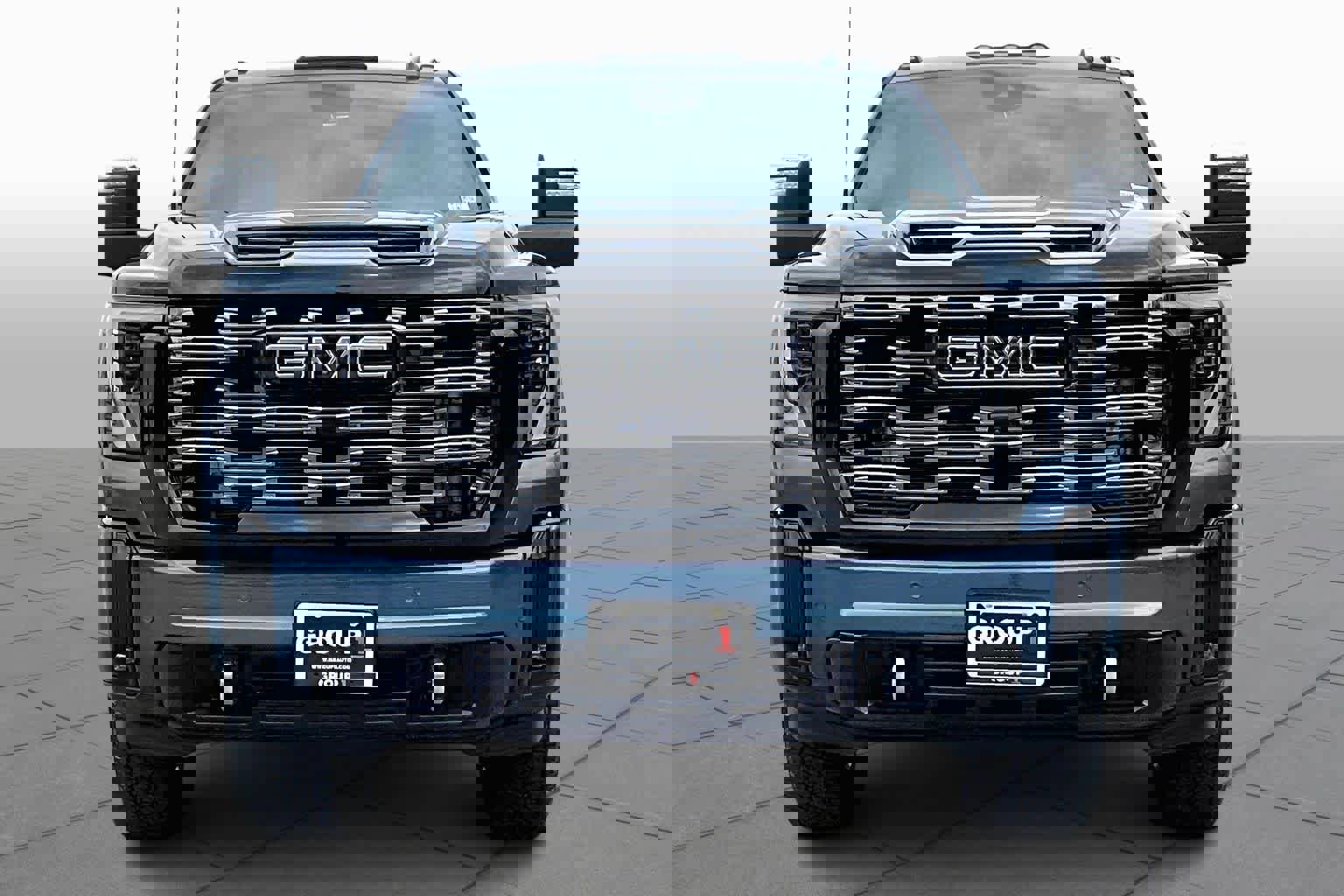 Used 2025 GMC Sierra 2500 Denali Ultimate w/ Max Trailering Package image 4