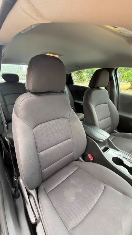 Used 2020 Chevrolet Malibu LT FWD image 12