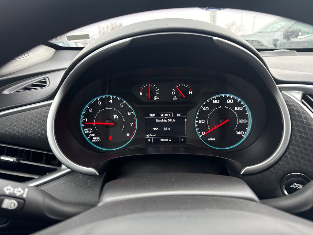 Used 2025 Chevrolet Malibu LT image 31