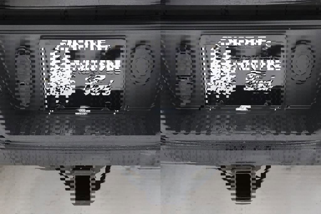 Used 2016 Chevrolet Colorado LT w/ Midnight Edition image 12