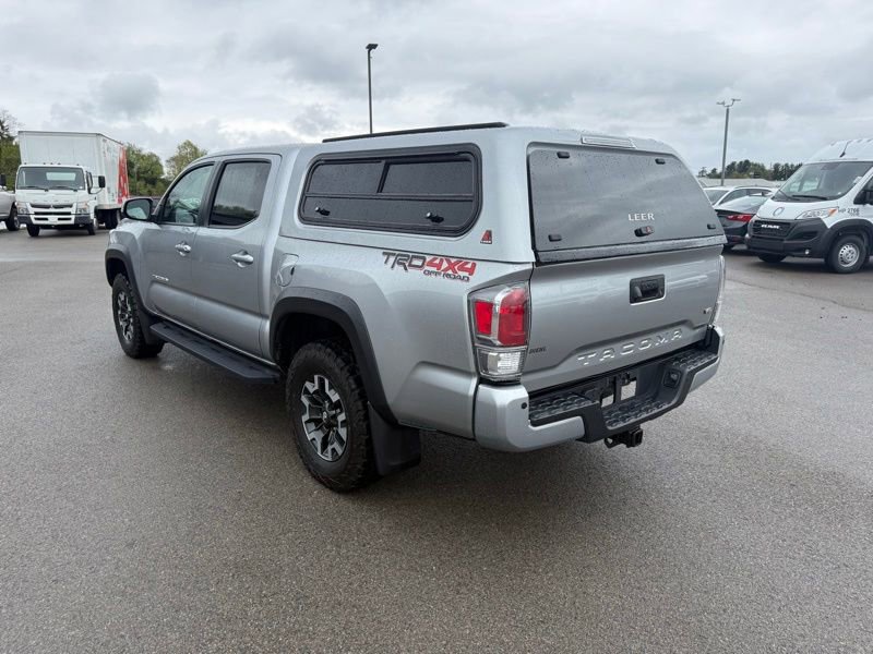 Used 2022 Toyota Tacoma TRD Off-Road w/ TRD Premium Off Road Package AWD/4WD image 10