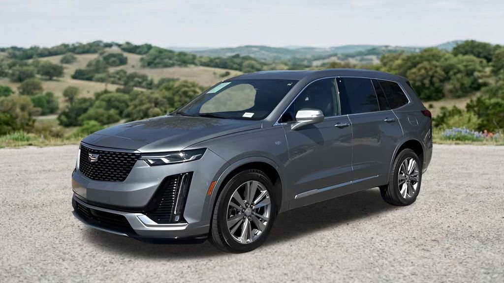 Certified 2023 Cadillac XT6 Premium Luxury w/ Technology Package AWD/4WD image 3