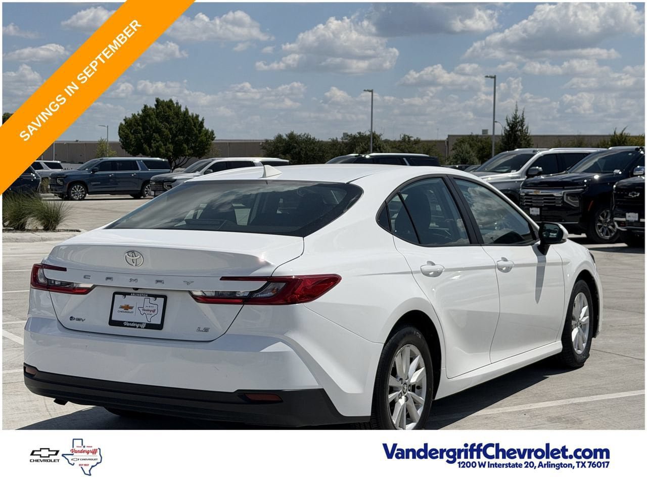 Used 2025 Toyota Camry LE FWD image 4