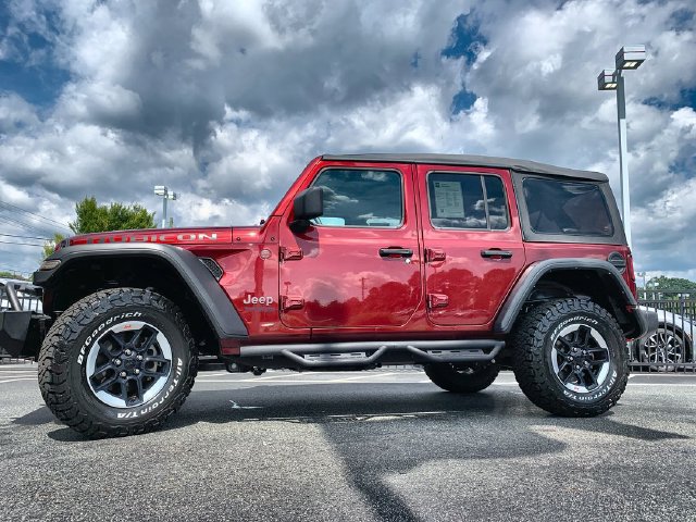 Used 2022 Jeep Wrangler Unlimited Rubicon w/ Cold Weather Group AWD/4WD image 5