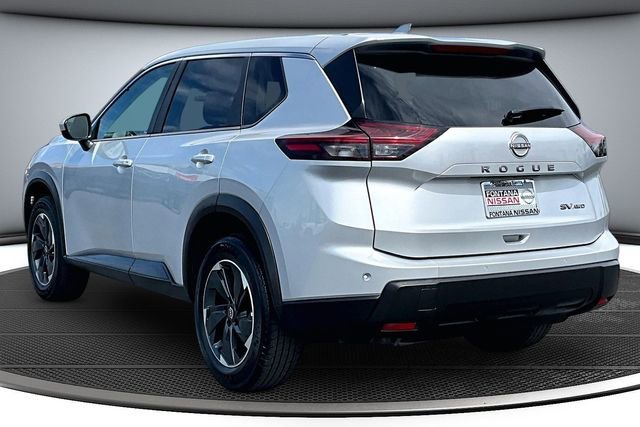 Certified 2024 Nissan Rogue SV image 4