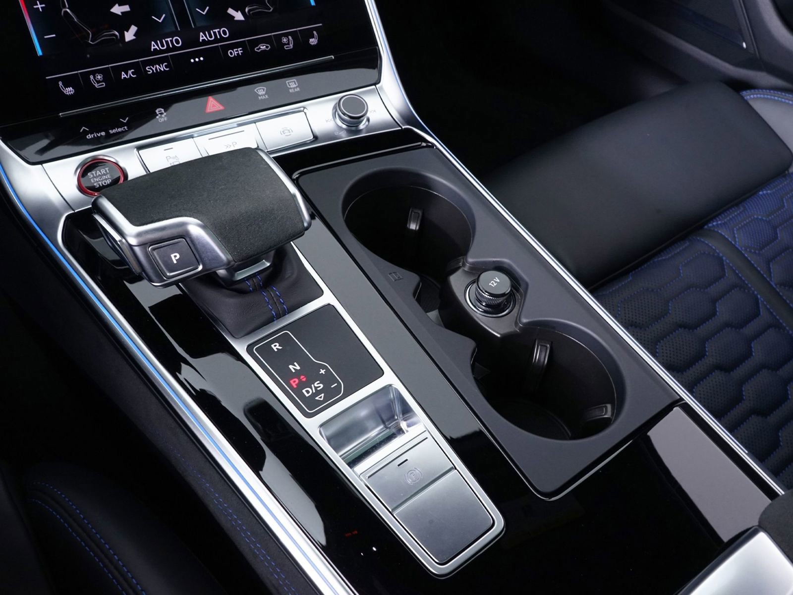 Used 2025 Audi RS 6 performance image 30