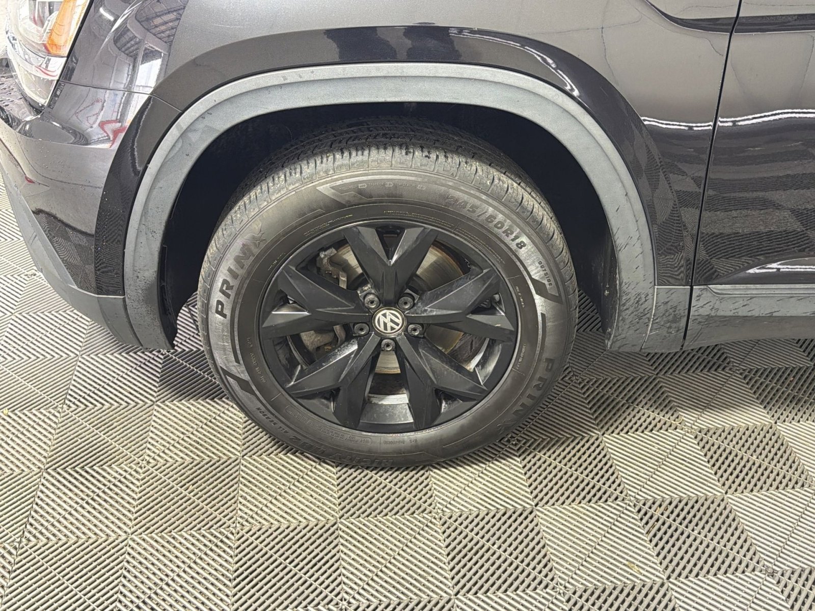 Used 2019 Volkswagen Atlas SE w/ Towing Package image 12