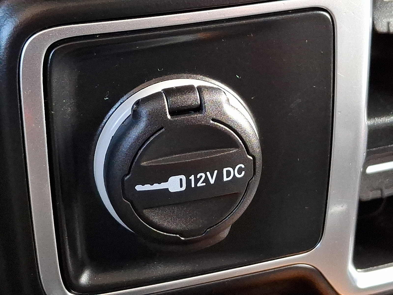 Used 2021 Jeep Wrangler Unlimited Sport image 23